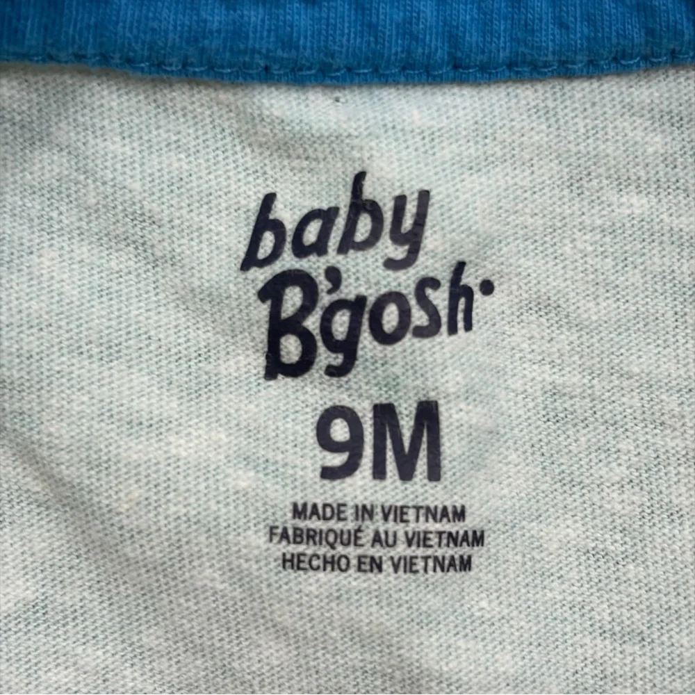 Osh Kosh B'Gosh Onesie 9M - Picture 5 of 5